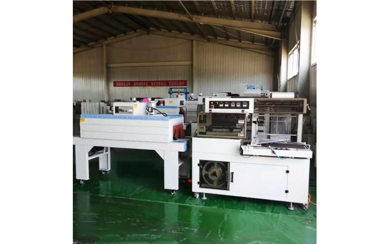 熱收縮包裝機價格是多少？現(xiàn)在人們最關(guān)注的話題